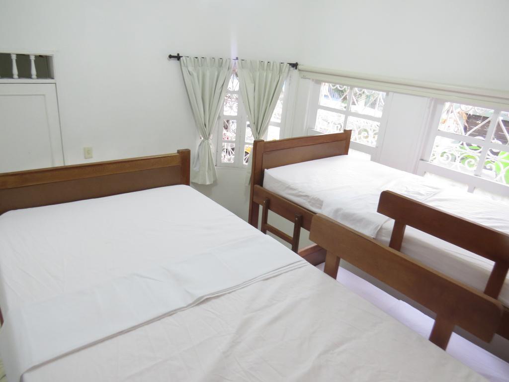 Hostal Casa Prado Μεντεγίν Εξωτερικό φωτογραφία