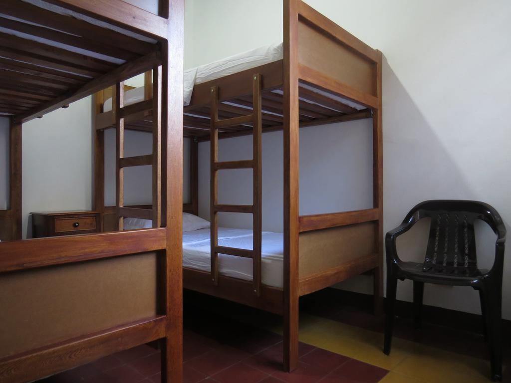 Hostal Casa Prado Μεντεγίν Εξωτερικό φωτογραφία