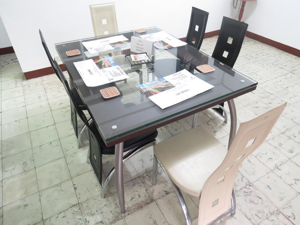 Hostal Casa Prado Μεντεγίν Εξωτερικό φωτογραφία